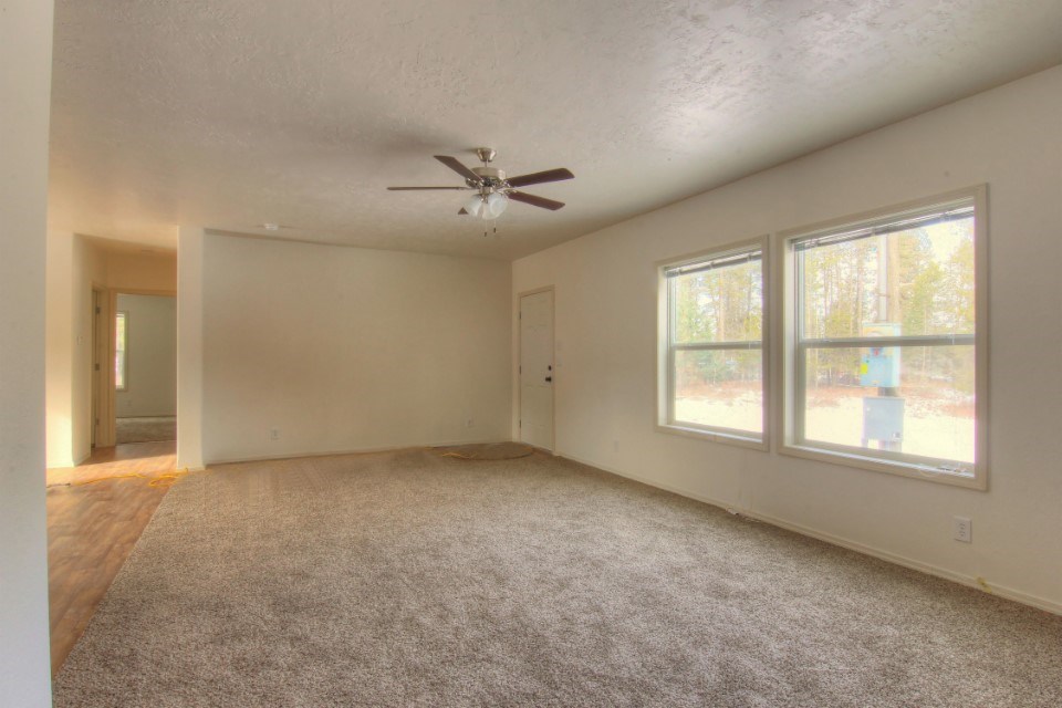 35307 North Dunn Road Chattaroy, WA 99003 - Photo 4 of 20 Gallery Image 4