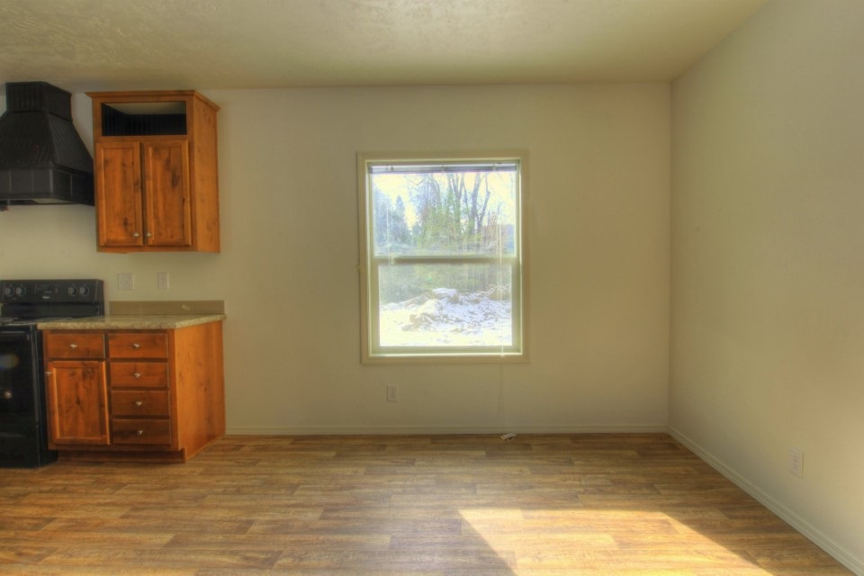 35307 North Dunn Road Chattaroy, WA 99003 - Photo 10 of 20 Gallery Image 10
