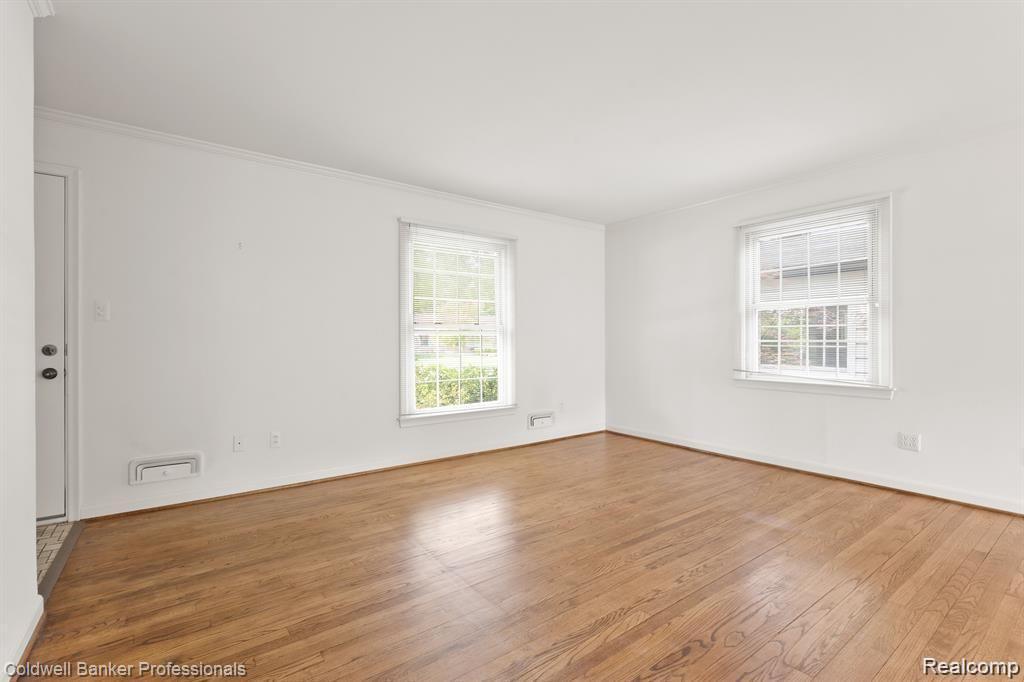 1845 Pembroke Road Birmingham, MI 48009 - Photo 5 of 19