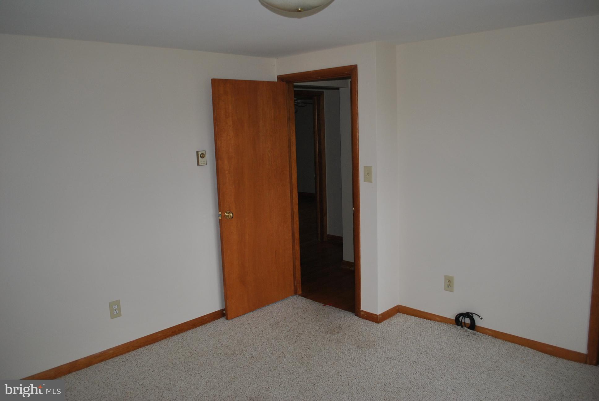 3803 Rockdale Road Manchester, MD 21102 - Photo 23 of 30 an empty room with closet