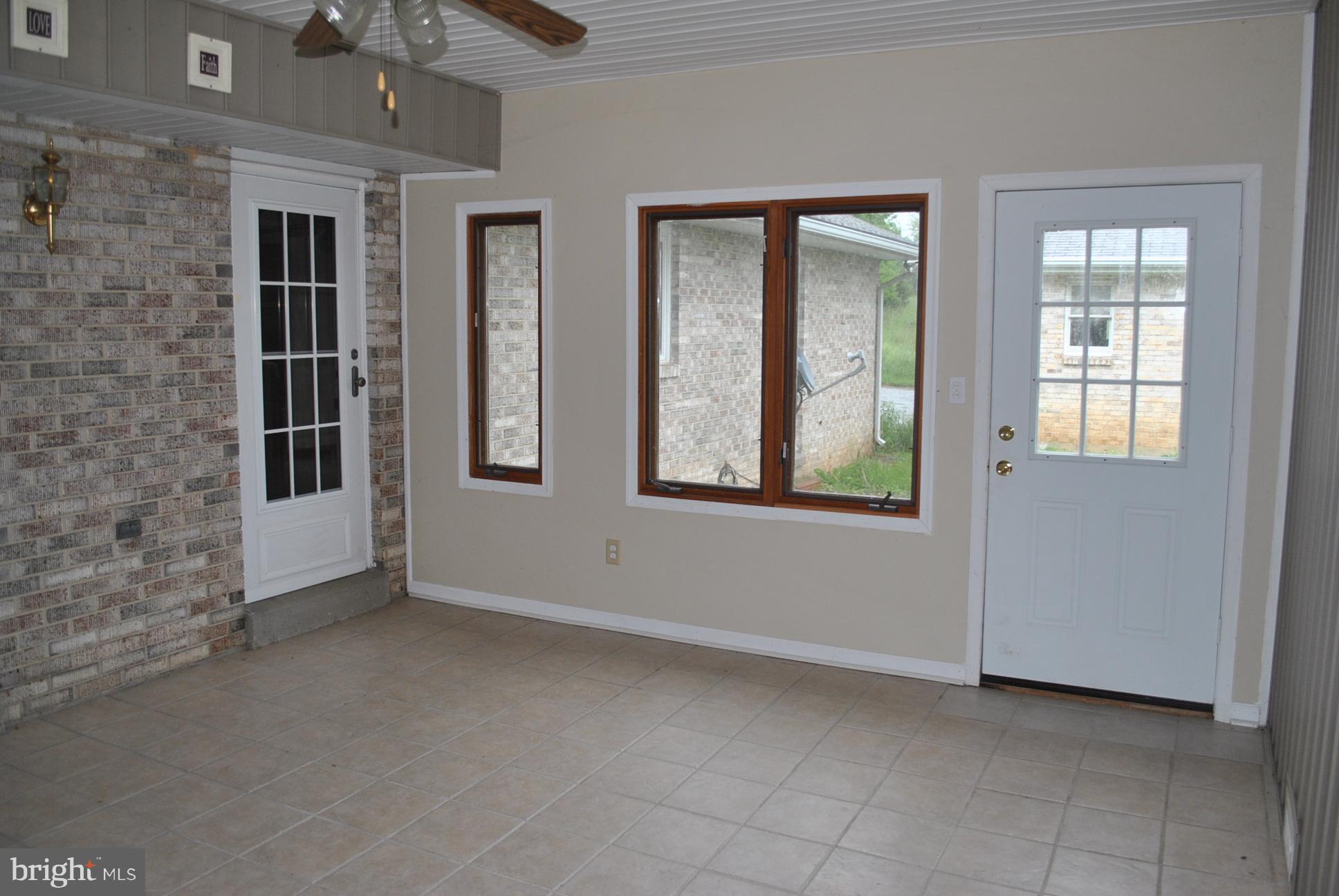 3803 Rockdale Road Manchester, MD 21102 - Photo 9 of 30 an empty room with windows