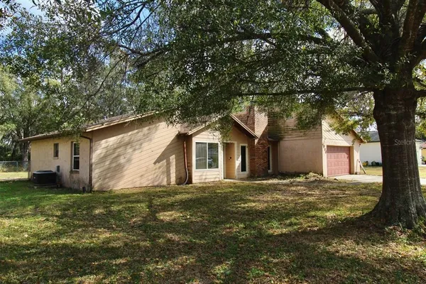 $200,000 | 4090 Old Colony Road, Mulberry, FL 33860