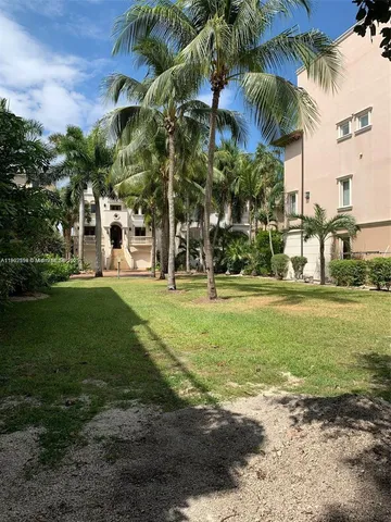 $1,500,000 | 5863 Paradise Point Drive, Palmetto Bay, FL 33157