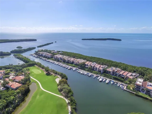 $1,500,000 | 5863 Paradise Point Drive, Palmetto Bay, FL 33157