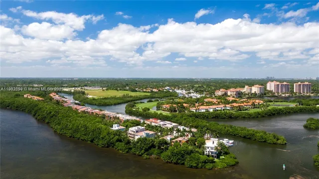 $1,500,000 | 5863 Paradise Point Drive, Palmetto Bay, FL 33157