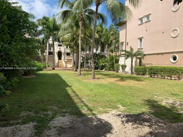 $1,500,000 | 5863 Paradise Point Drive, Palmetto Bay, FL 33157