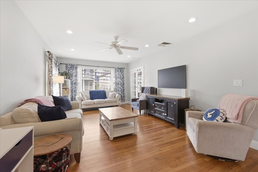 191-193 Cornell Street, Unit 2 Boston, MA 02131 - Photo 4 of 40