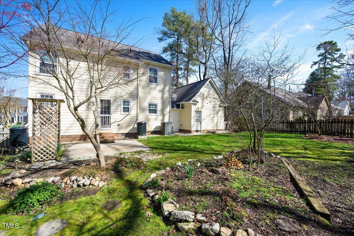 11825 North Exeter Way Raleigh, NC 27613 - Photo 26 of 27 26-- 26