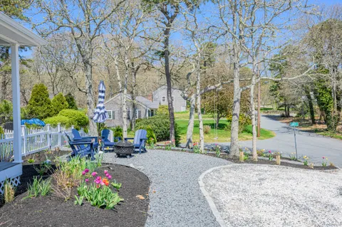 $920,000 | 8 Lakeway Lane, Harwich, MA 02645
