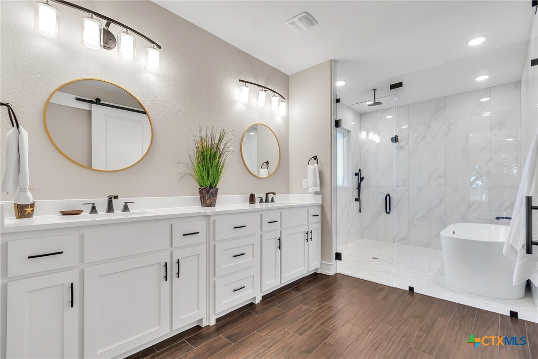 7026 Troyan Lane Temple, TX 76502 - Photo 24 of 48 master bathroom