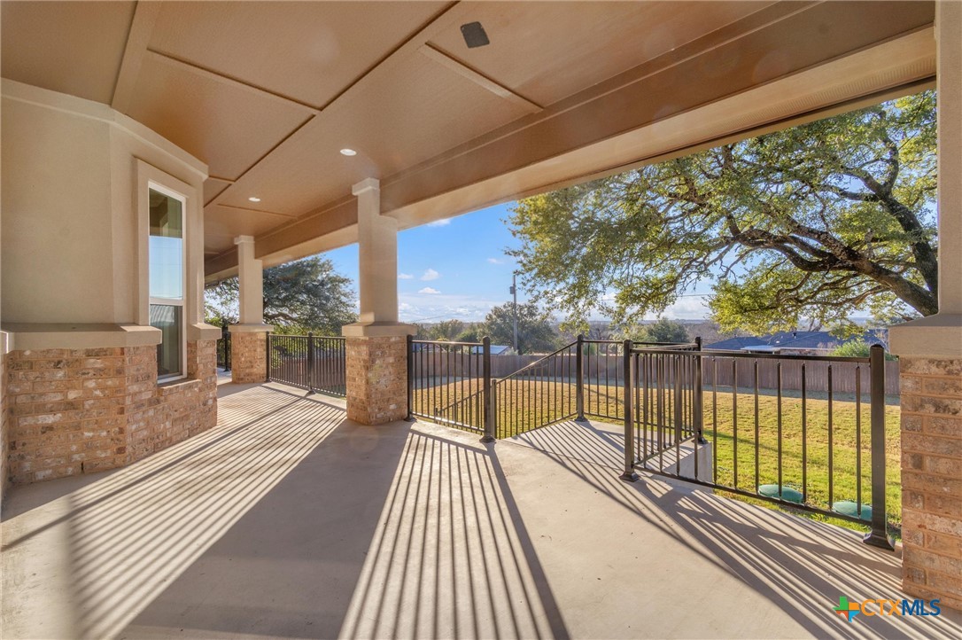 7026 Troyan Lane Temple, TX 76502 - Photo 39 of 48 back patio