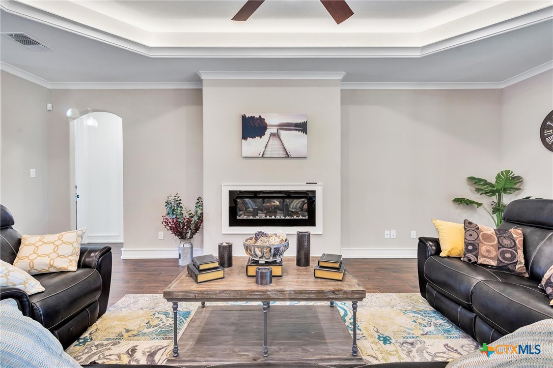 7026 Troyan Lane Temple, TX 76502 - Photo 10 of 48 Electric fireplace