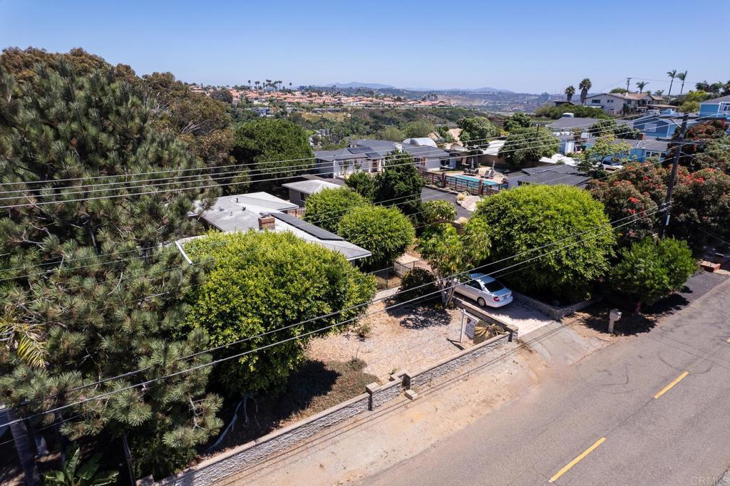 4340 Highland Drive Carlsbad, CA 92008 - Photo 16 of 28 a view of a garden with a lot of trees