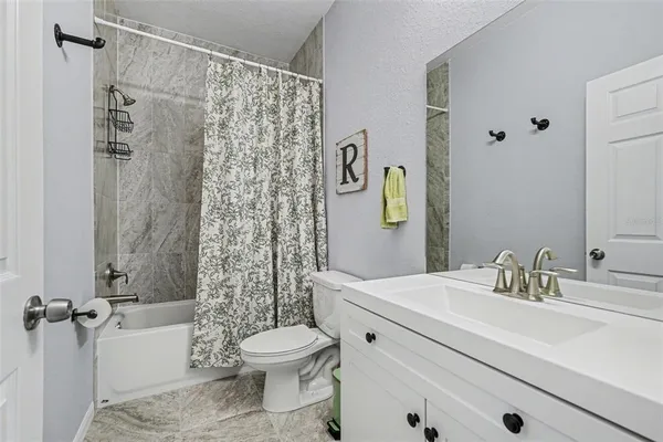 $325,000 | 18020 Macassar Road, Weeki Wachee, FL 34614