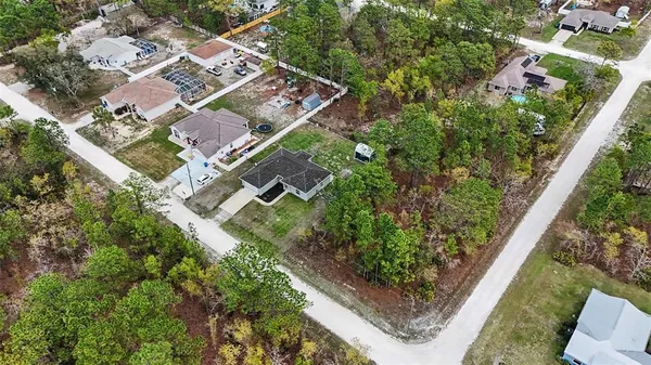$325,000 | 18020 Macassar Road, Weeki Wachee, FL 34614