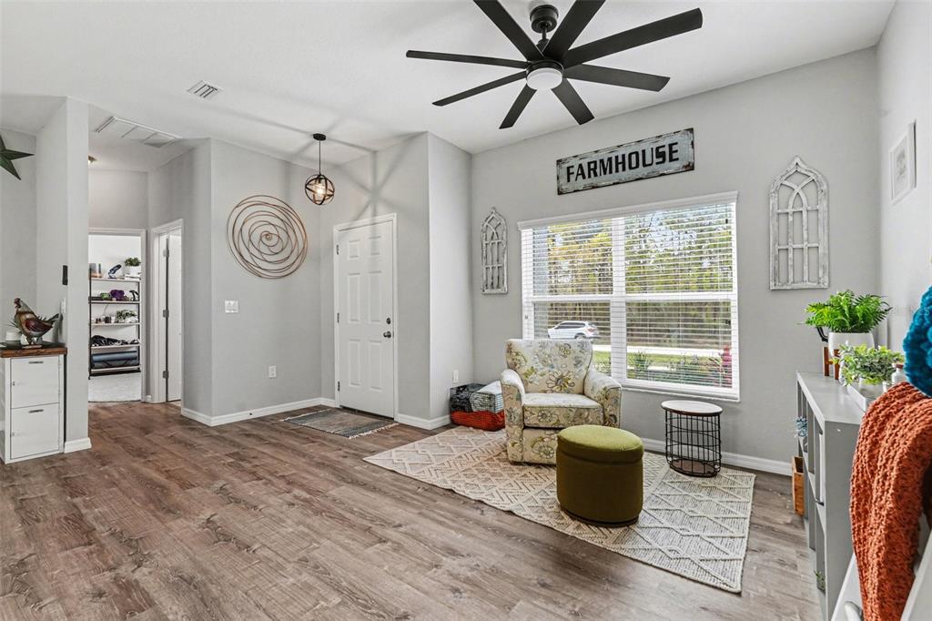 18020 Macassar Road Weeki Wachee, FL 34614 - Photo 4 of 34