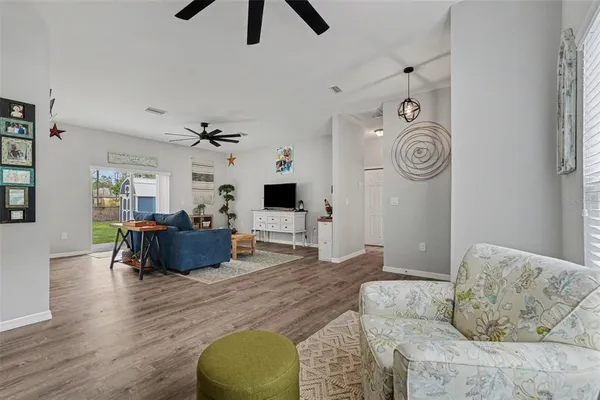 $325,000 | 18020 Macassar Road, Weeki Wachee, FL 34614