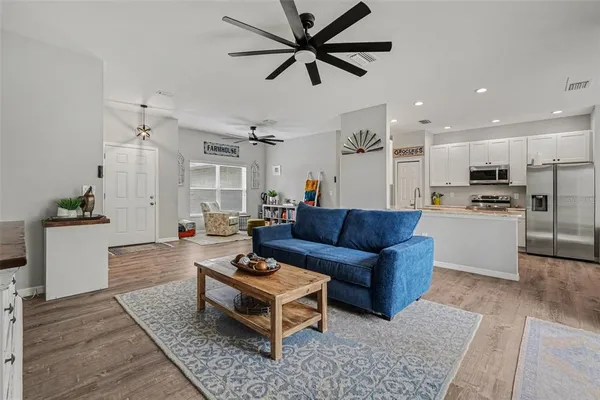 $325,000 | 18020 Macassar Road, Weeki Wachee, FL 34614