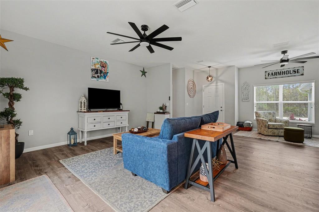 18020 Macassar Road Weeki Wachee, FL 34614 - Photo 9 of 34