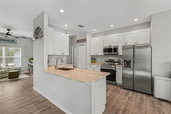 $325,000 | 18020 Macassar Road, Weeki Wachee, FL 34614