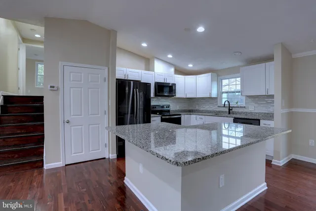 $500,000 | 9321 Kenbrooke Court, Laurel, MD 20723