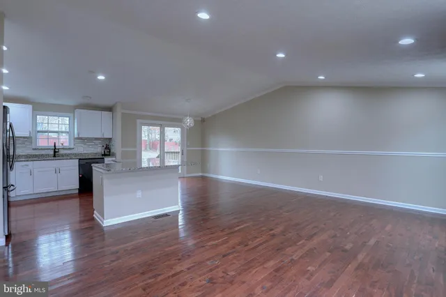 $500,000 | 9321 Kenbrooke Court, Laurel, MD 20723