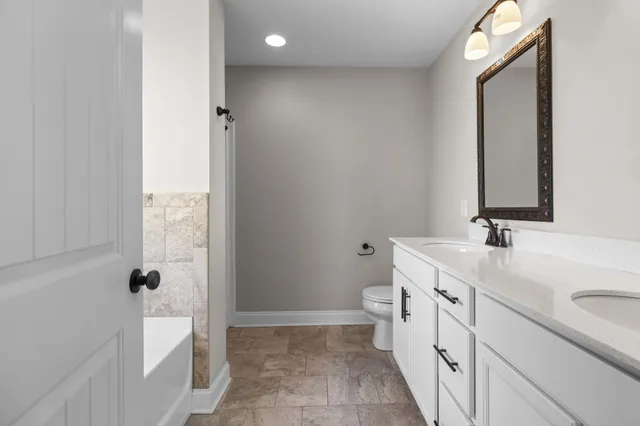 $1,950 | 1176 Elizabeth Lane, Clarksville, TN 37042