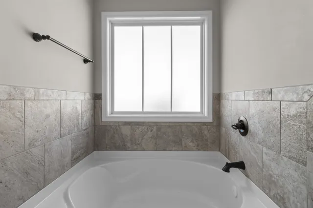 $1,950 | 1176 Elizabeth Lane, Clarksville, TN 37042