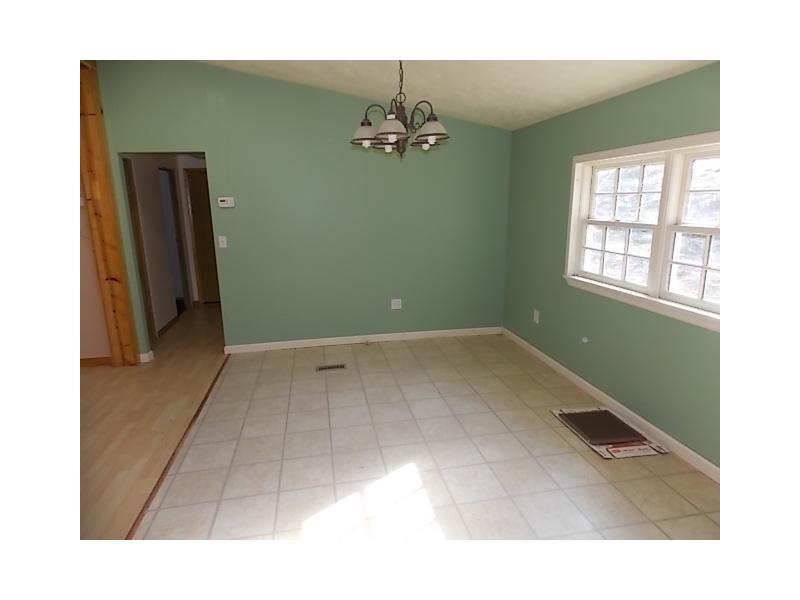 174 Chestnut Road Avella, PA 15312 - Photo 4 of 11 Dining Room.