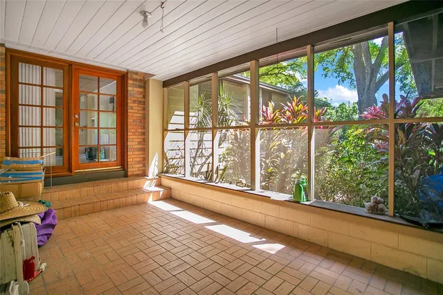 a view of an entryway with an outdoor space