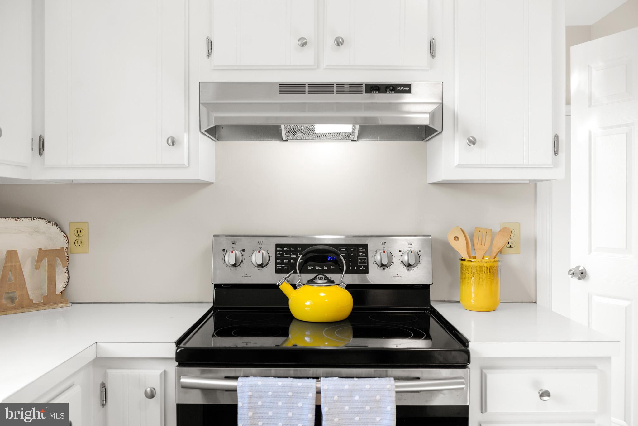 1507 Pleasant View Road Adamstown, MD 21710 - Photo 4 of 76 New Stove