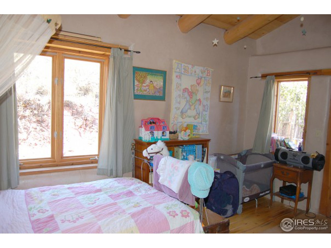 1016 Vision Way Lyons, CO 80540 - Photo 6 of 13 a living room with furniture and a window
