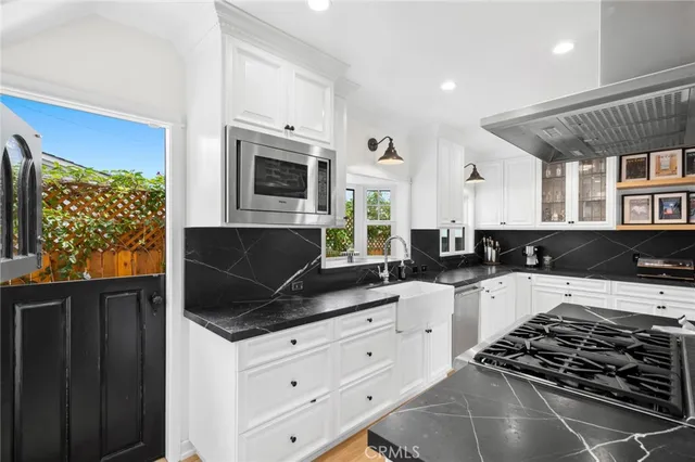 $3,680,000 | 615 Seaview Street, Laguna Beach, CA 92651