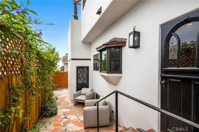 $3,680,000 | 615 Seaview Street, Laguna Beach, CA 92651
