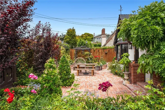 $3,680,000 | 615 Seaview Street, Laguna Beach, CA 92651