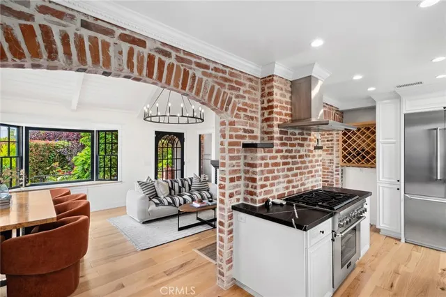 $3,680,000 | 615 Seaview Street, Laguna Beach, CA 92651