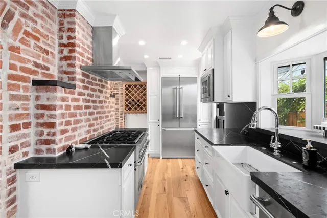 $3,680,000 | 615 Seaview Street, Laguna Beach, CA 92651