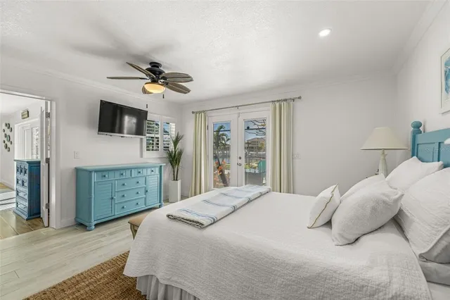 $1,525,000 | 3784 42nd Avenue South, St. Petersburg, FL 33711