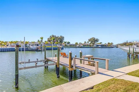 $1,525,000 | 3784 42nd Avenue South, St. Petersburg, FL 33711