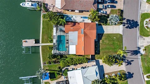 $1,525,000 | 3784 42nd Avenue South, St. Petersburg, FL 33711