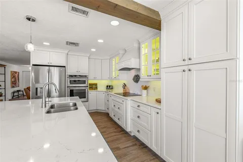 $1,499,000 | 3784 42nd Avenue South, St. Petersburg, FL 33711