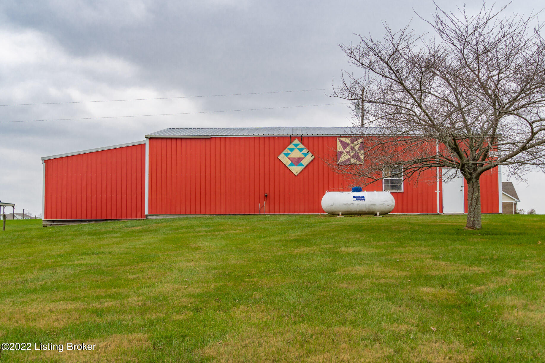 187 Haley Road Shelbyville, KY 40065 - Photo 3 of 24 Extra Storage Off Back of Barn