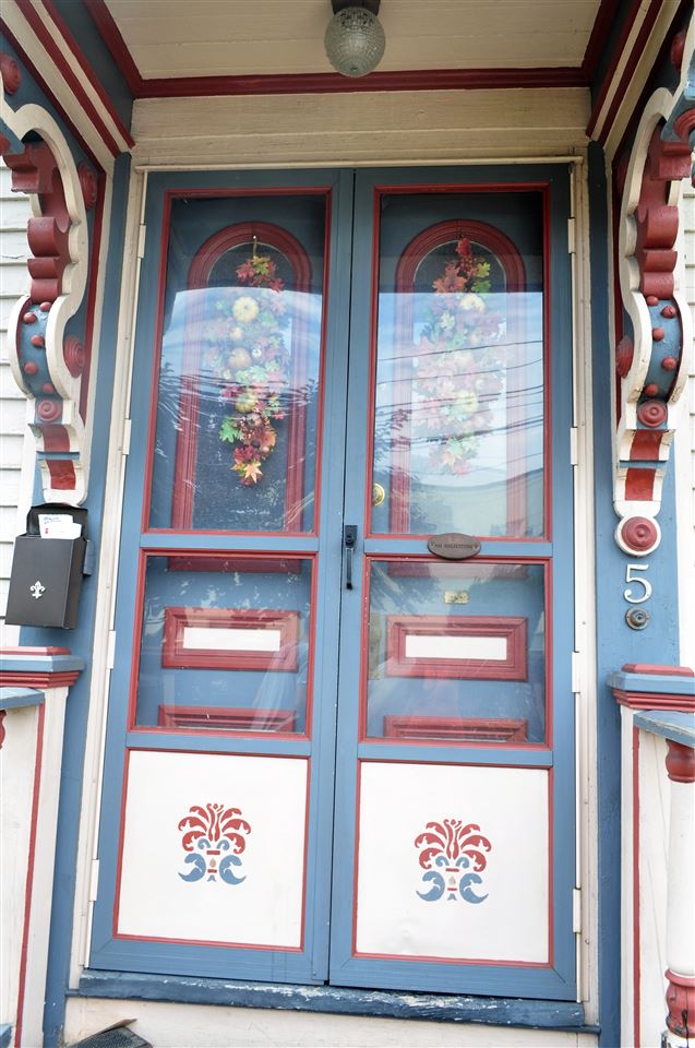 5 Birch Street Derry, NH 03038 - Photo 2 of 38