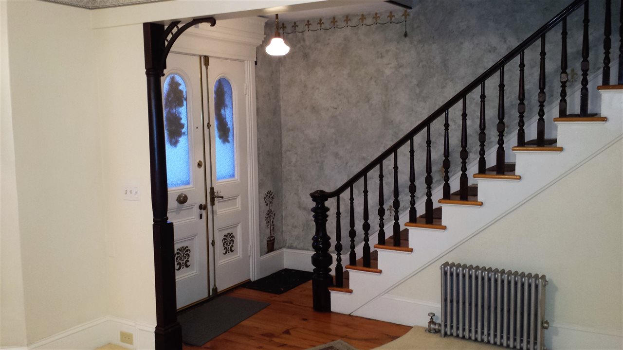 5 Birch Street Derry, NH 03038 - Photo 11 of 38