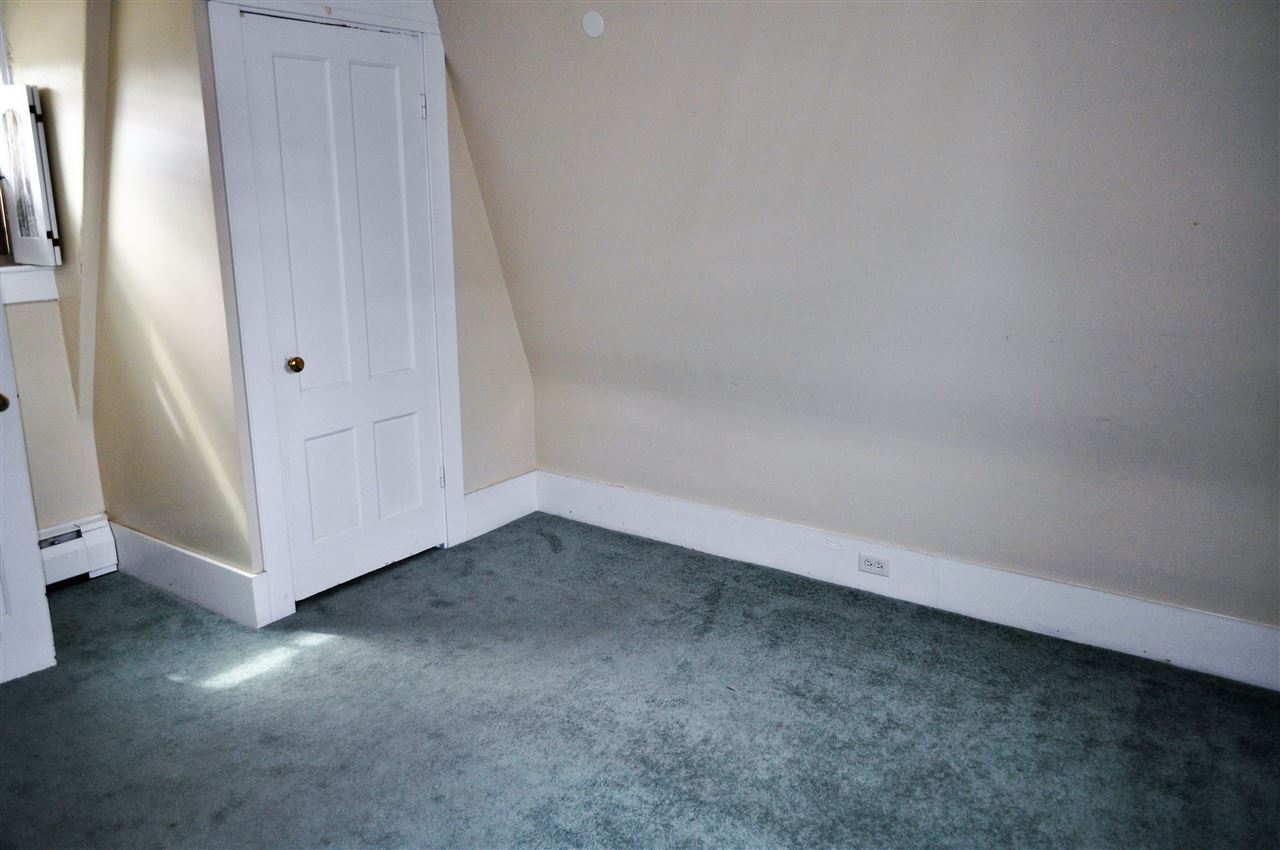 5 Birch Street Derry, NH 03038 - Photo 15 of 38