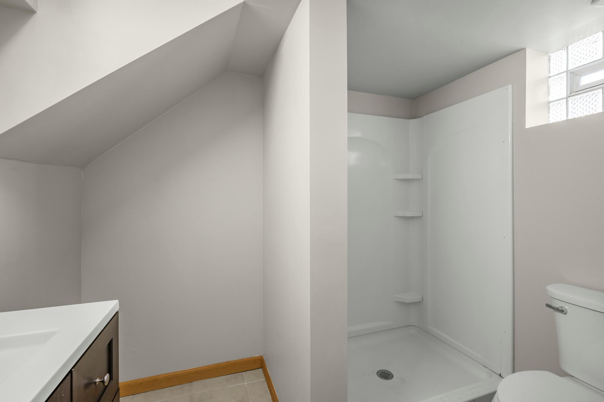756 McKnight Road North Maplewood, MN 55119 - Photo 19 of 26 Gallery Image 19