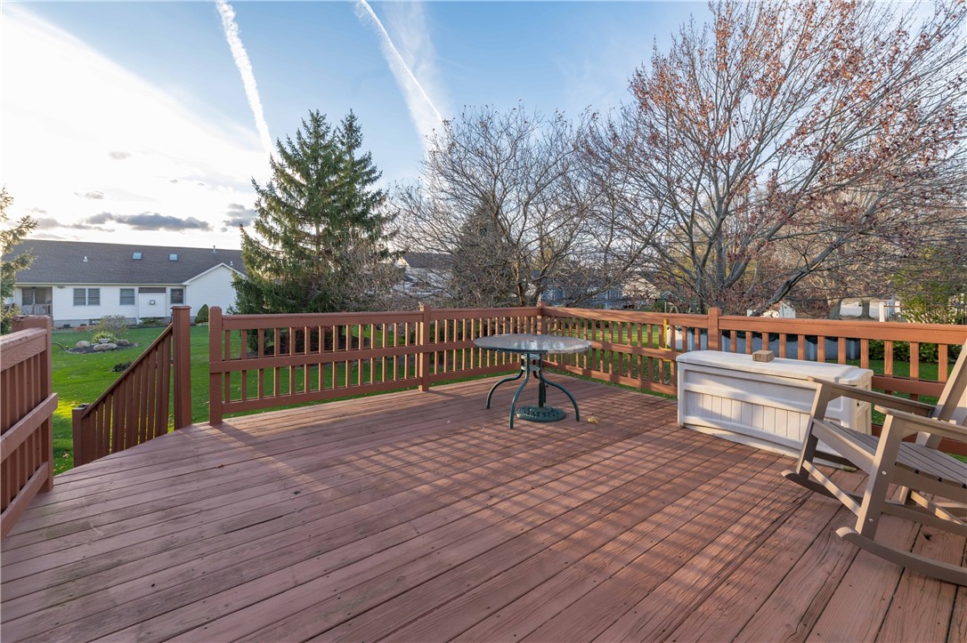 43 Wainswright Circle Greece, NY 14626 - Photo 31 of 38