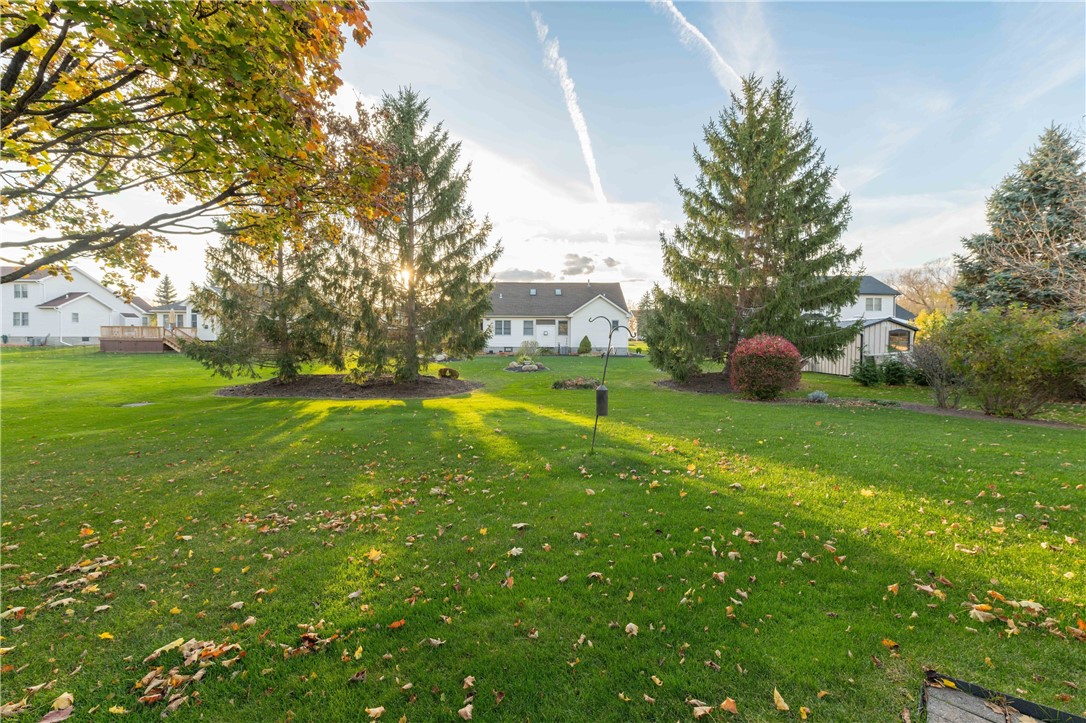 43 Wainswright Circle Greece, NY 14626 - Photo 35 of 38