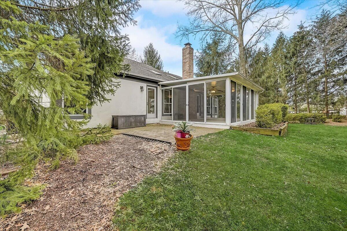 661 Ridenour Road Columbus, OH 43230 - Photo 53 of 83 55-Ridenour Rd-055