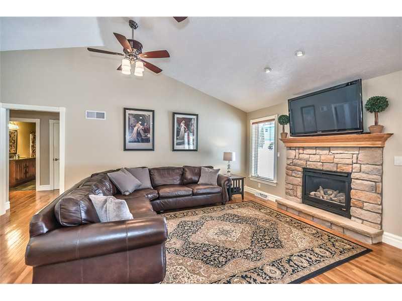 190 Dutchtown Road Butler, PA 16002 - Photo 12 of 25 Family Room.
